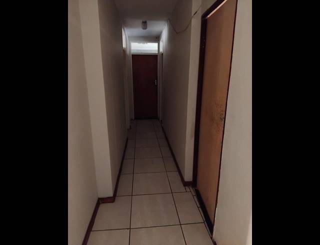 5 BEDROOM APARTMENT FOR SALE IN SUNNYSIDE